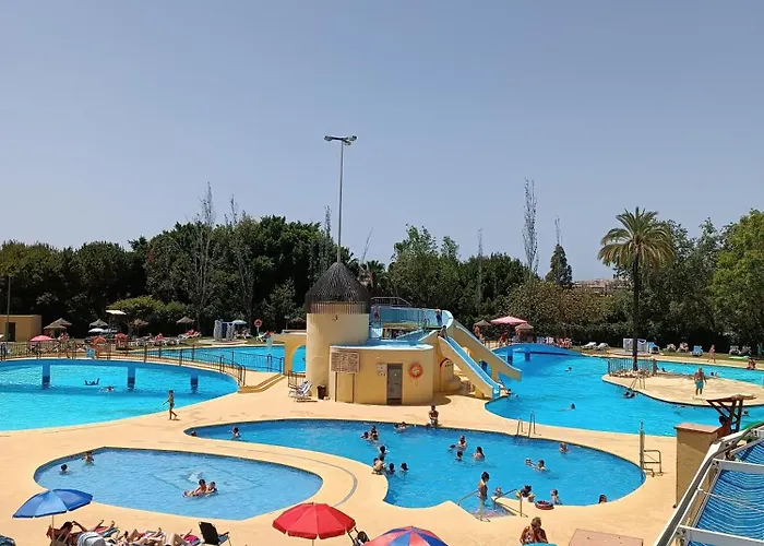 Nuevo Premium Studio con Piscina y Parque Acuático - Wifi Fibra 500MB Minerva-Júpiter